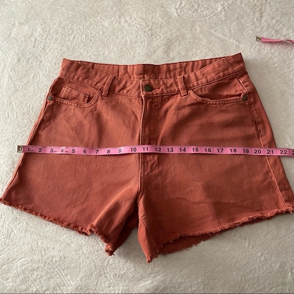 Dusky Red Raw Hem High Waist Jean Shorts - Picture 2 of 9